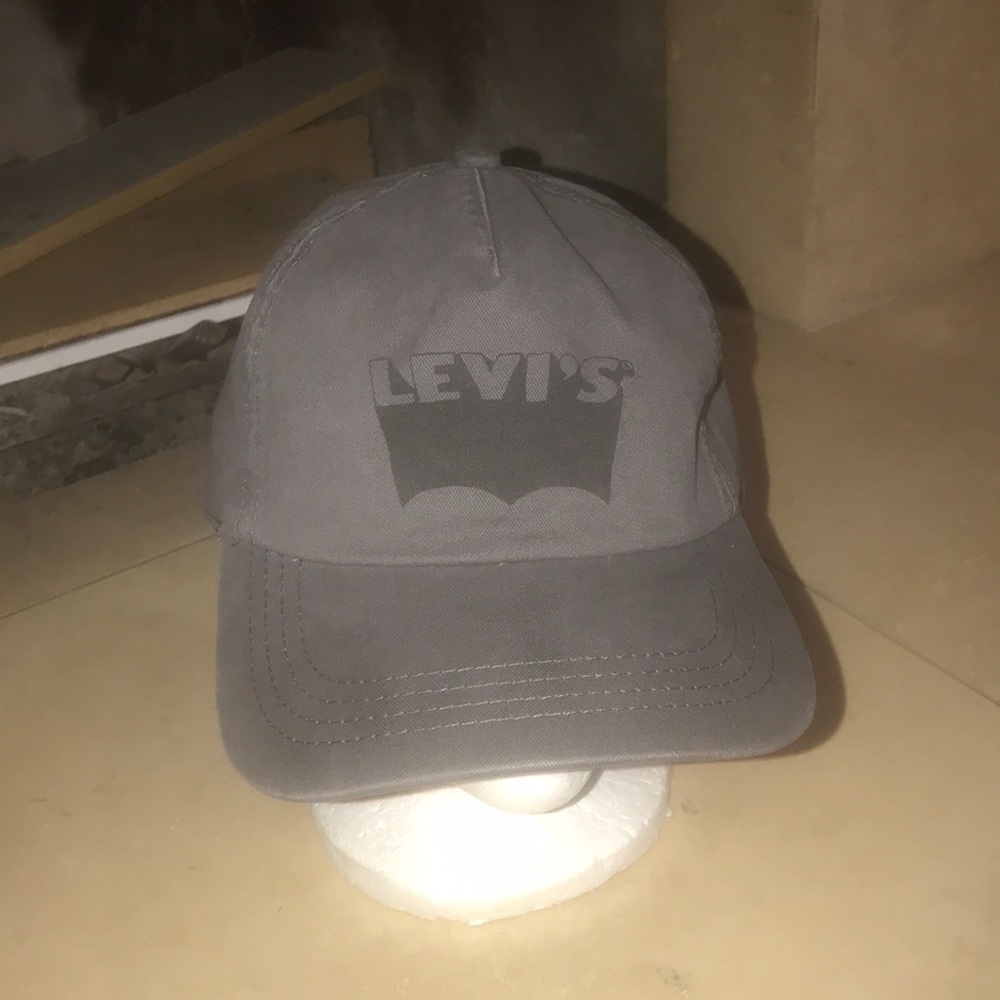 Levi’s cap